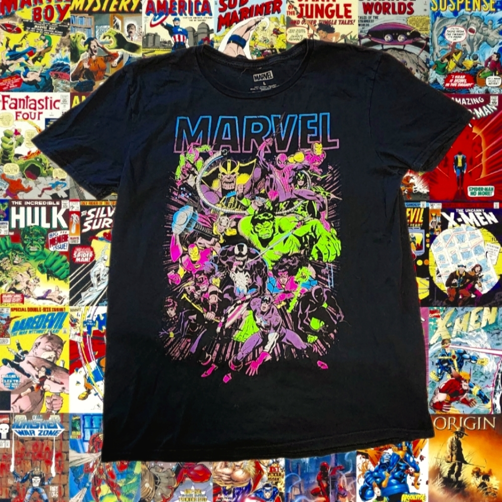 Marvel Avengers Women's T Shirt Size Large ( L ) Black